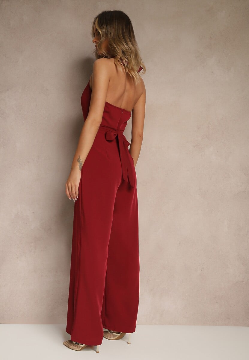 Bordowy Kombinezon o Taliowanym Kroju z Dekoltem Halter i Wiązanym Paskiem Malisena