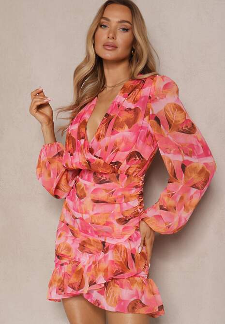 Różowa Koktajlowa Sukienka Taliowana z Marszczeniem i Falbanką na Dole Fanirna