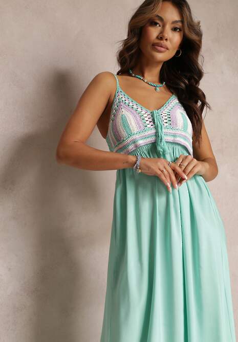 Miętowa Bawełniana Sukienka Maxi z Szydełkową Górą i Gumkami na Plecach Jennesia