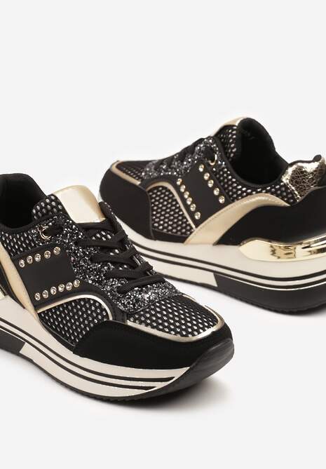 Czarne Sneakersy na Platformie Ozdobione Metalicznymi Aplikacjami i Cyrkoniami Tatindra