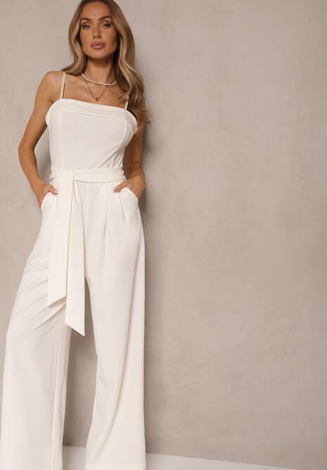 Jasnobeżowy Taliowany Kombinezon z Paskiem Desine