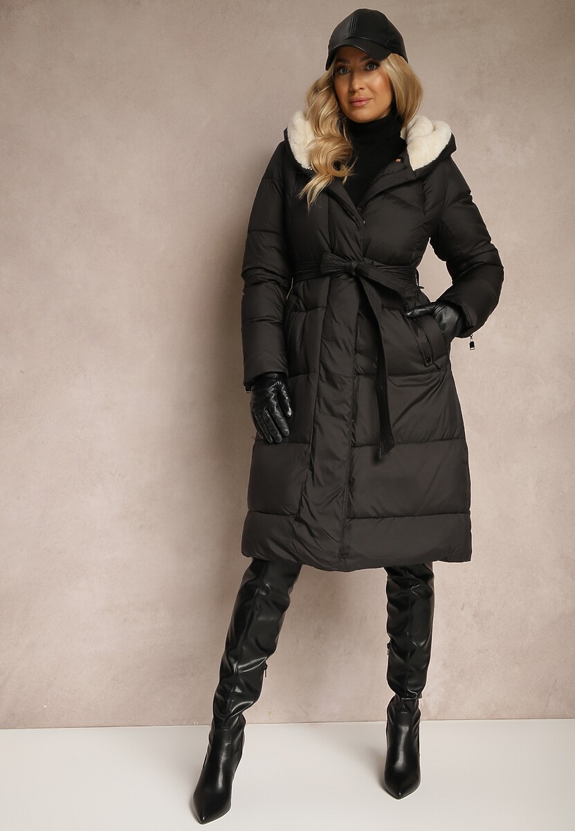 Czarna Długa Kurtka Pikowana z Kapturem Wiązana w Pasie Neanethra