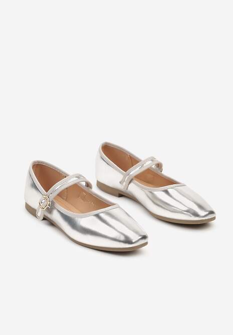 Srebrne Balerinki na Płaskiej Podeszwie Wykończone Kwadratowym Noskiem i Paskiem Vliora
