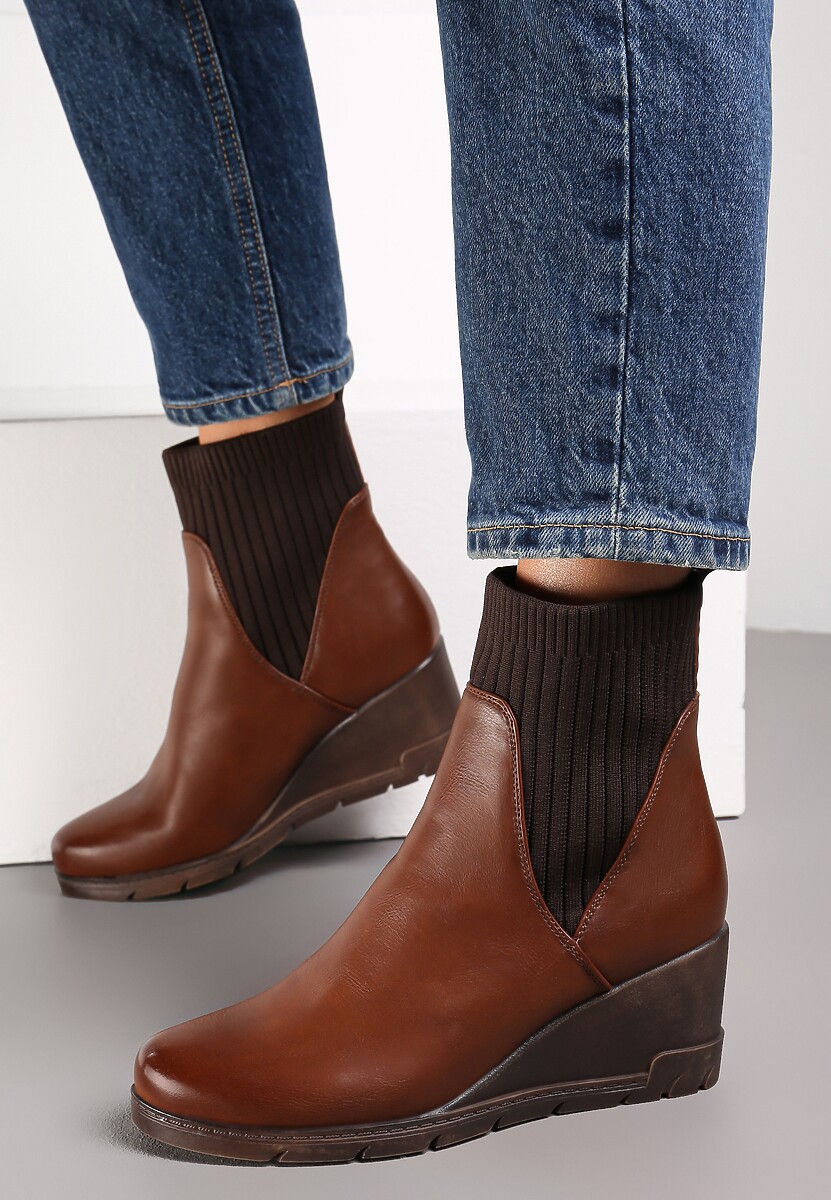 Czarne Botki z Elastyczną Cholewką na Koturnie Touge