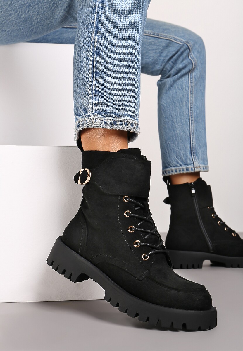 Czarne Botki Workery na Płaskiej Podeszwie z Klamrą i Paskiem Taen