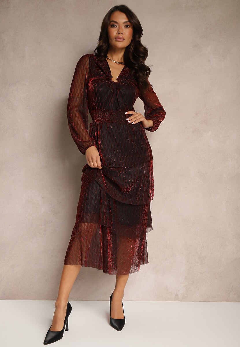 Bordowa Koktajlowa Sukienka o Rozkloszowanym Kroju z Falbankami i Metaliczną Nicią Xotarvia