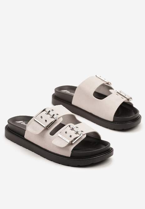 Szare Klapki Ozdobione Klamrami Teitelle