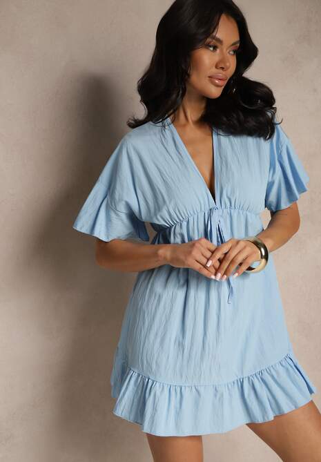 Jasnoniebieska Rozkloszowana Sukienka z Wiskozą z Rękawami Typu Nietoperz i Falbanką Nellimi