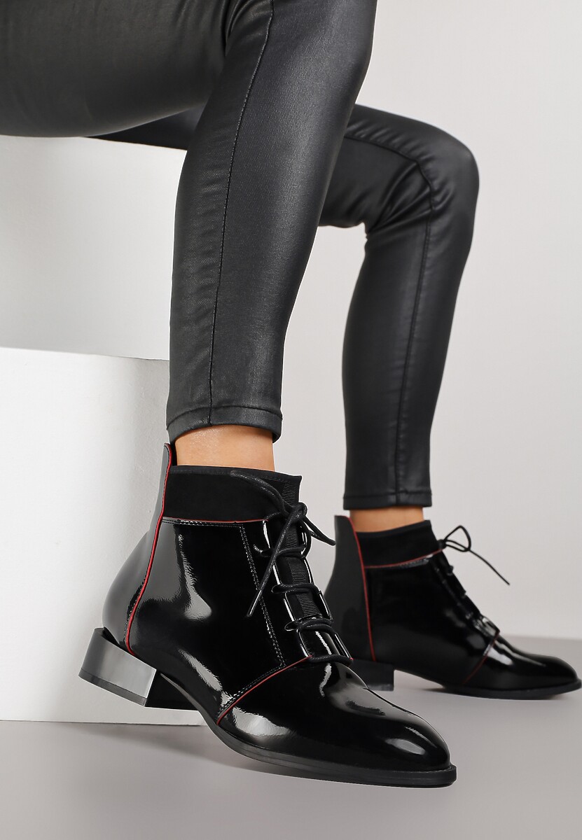 Czarno-Czerwone Lakierowane Botki Vices ze Sznurowaną Cholewką Senilea