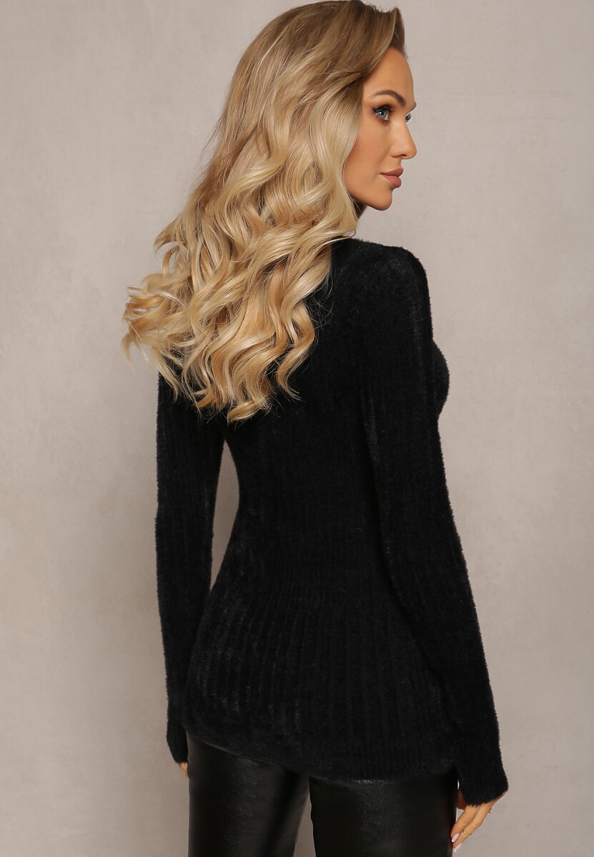 Czarny Prążkowany Sweter z Wełną i Dłuższym Włosiem Izarina