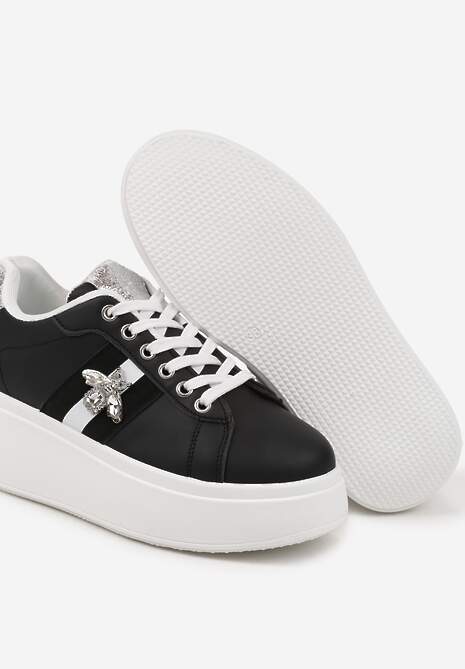 Czarne Sneakersy z Ozdobną Aplikacją Owada z Przeszyciami na Platformie Ommea