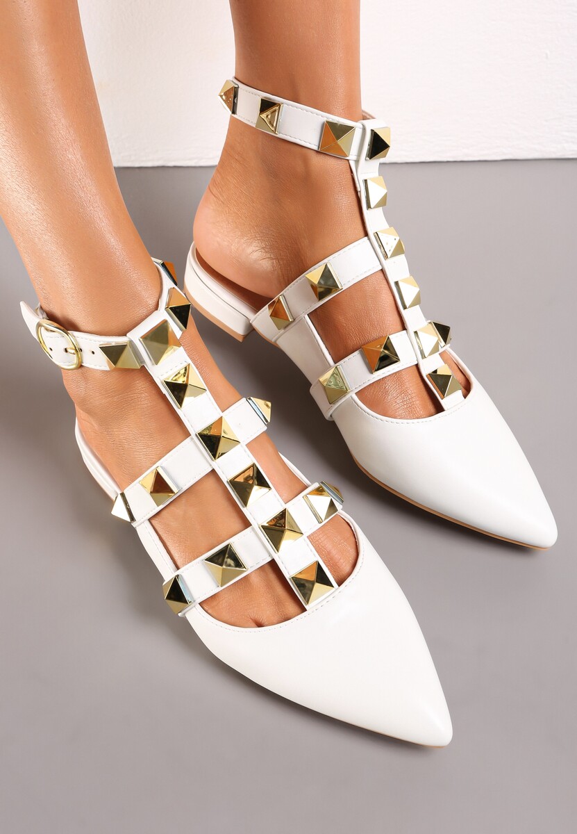 Białe Sandały ze Szpiczastym Noskiem z Ćwiekami Asai