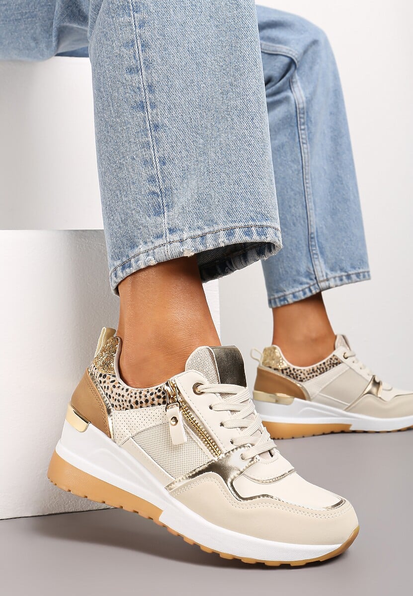 Beżowo-Czarne Sneakersy na Niewysokim Koturnie Ozdobione Suwakiem i Wstawkami Liorrama