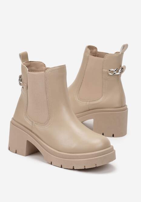 Beżowe Botki Sztyblety na Słupku z Protektorem i Ozdobnym Łańcuchem Shalise
