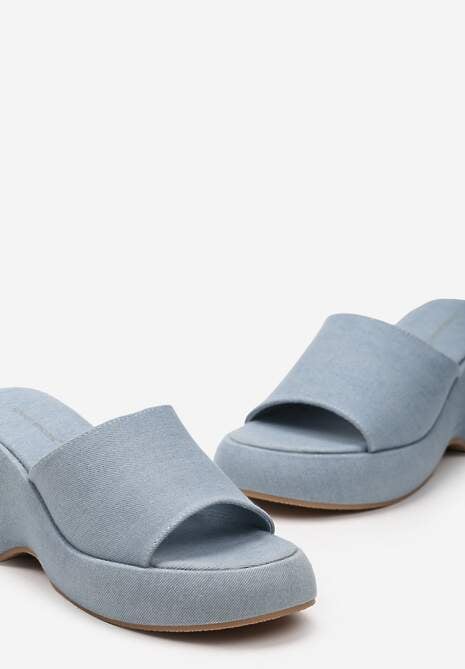 Niebieskie Jednolite Klapki z Szerokim Paskiem na Koturnie z Platformą Kaldira