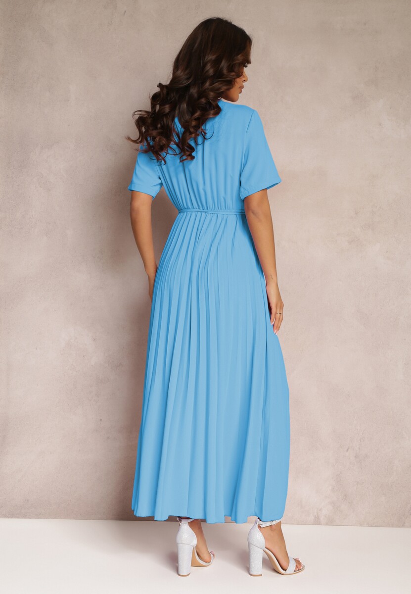 Ciemnoniebieska Rozkloszowana Sukienka Plisowana z Wiązanym Paskiem Eilemona