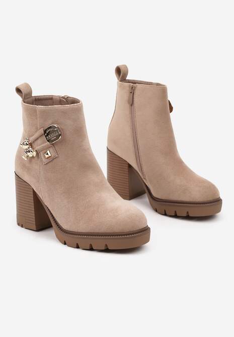 Ciemnobeżowe Ocieplane Botki na Słupku Ozdobione Aplikacjami Gemitha