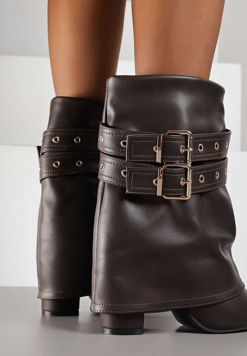 Brązowe Botki Kowbojki na Słupku Ozdobione Klamrami i Wywiniętą Cholewką Codvire