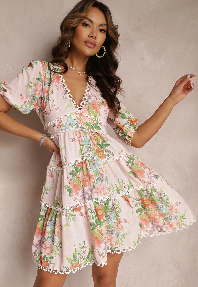 Biała Kwiecista Sukienka Mini z Koronkowymi Wstawkami i Krótkim Rękawem Palosun