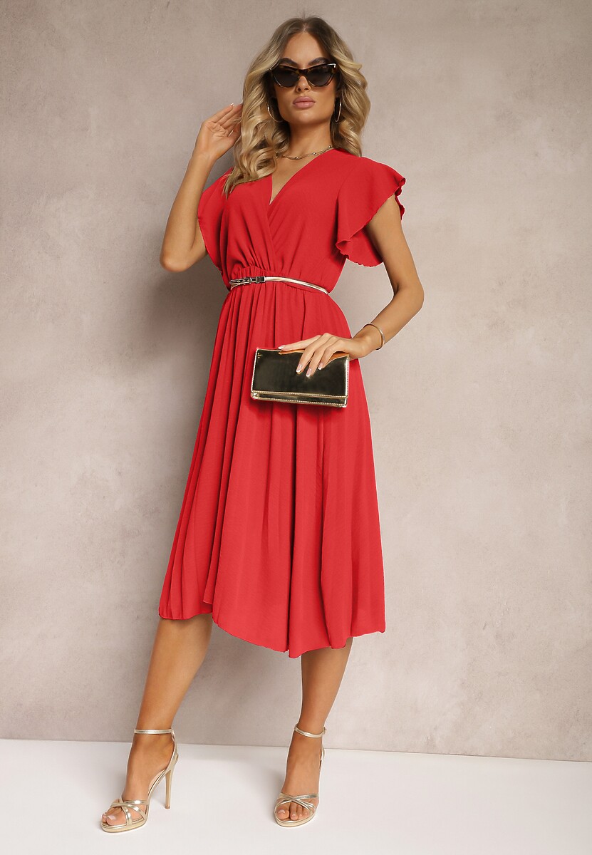Czerwona Sukienka z Trójkątnym Dekoltem z Gumką w Pasie o Plisowanym Kroju Doetta
