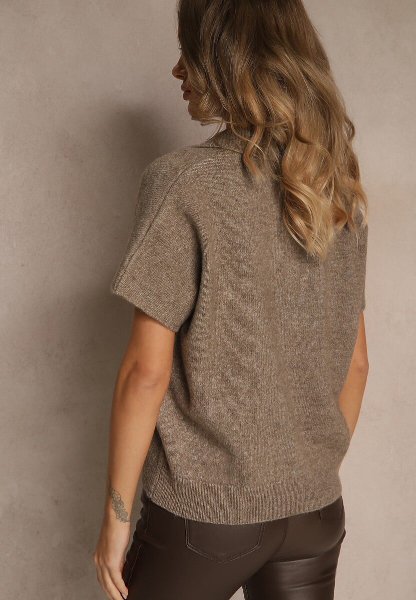 Jasnobrązowy Sweter z Wełną z Krótkim Rękawem i Dekoltem V z Kołnierzem Tevirna