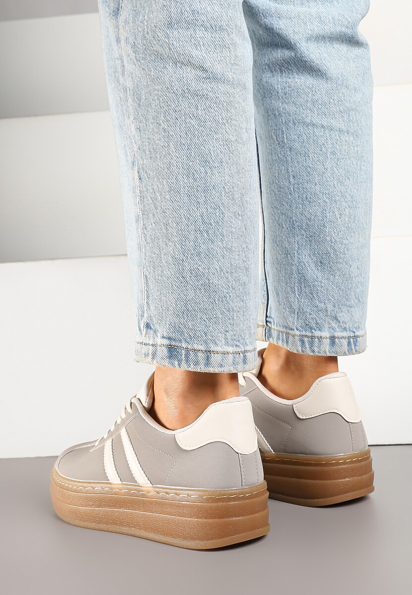 Szare Sneakersy na Tłoczonej Platformie Ozdobione Paskami Felainora