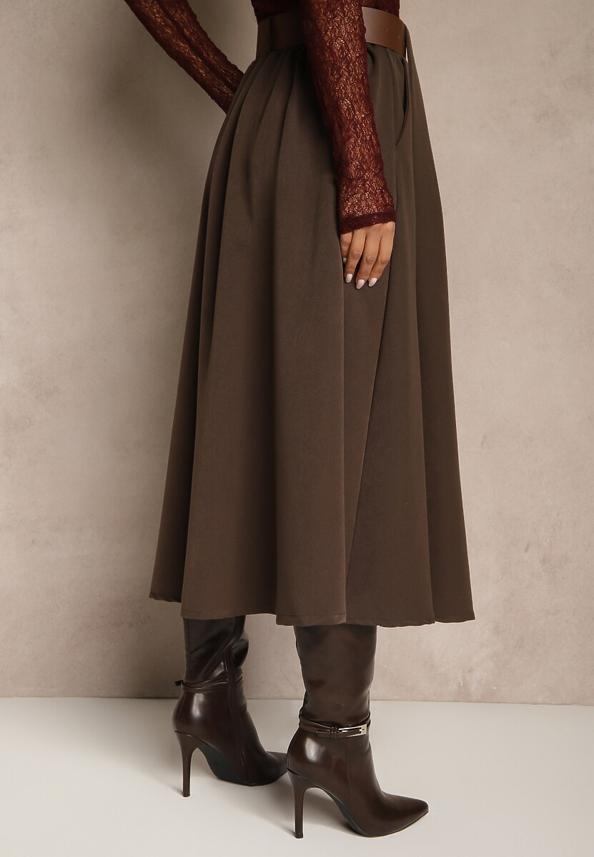 Brązowa Spódnica z Wiskozą o Rozkloszowanym Kroju z Paskiem z Klamrą Tiavela