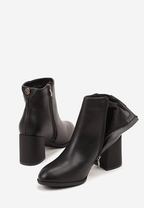 Czarne Eleganckie Botki Vices na Słupku z Okrągłym Detalem przy Cholewce Widvire