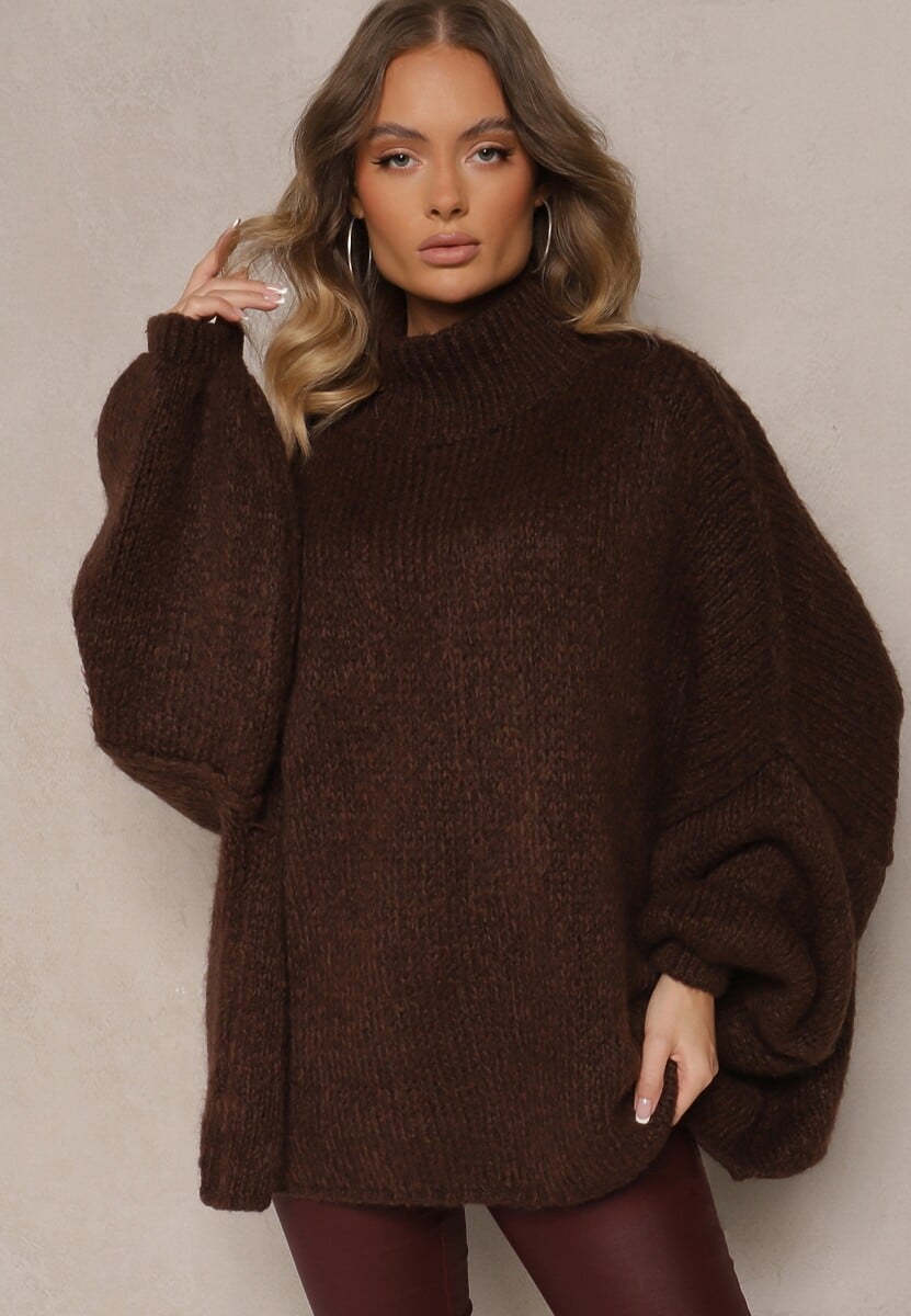 Brązowy Golf Oversize z Wełną z Opadającą Linią Ramion Lilirea