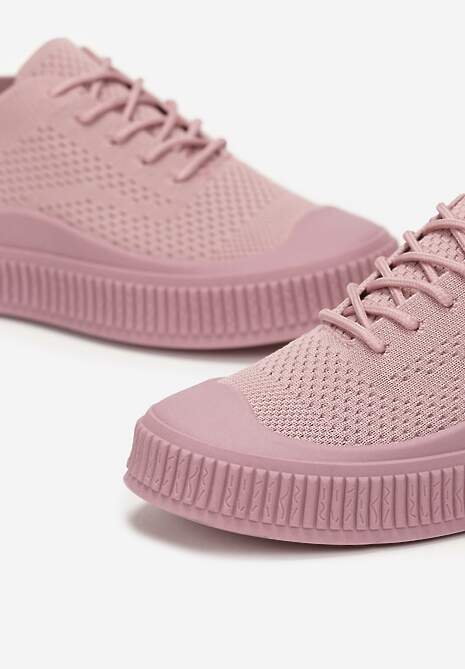 Różowe Trampki z Siateczkową Cholewką i Tłoczoną Podeszwą Lalnai