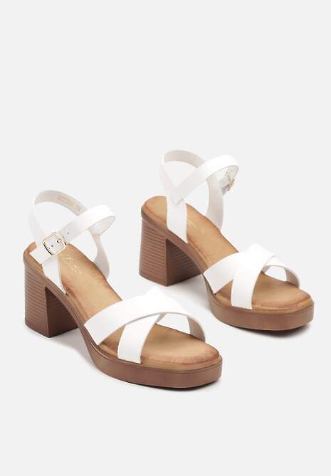 Białe Sandały na Słupku i Platformie Ozdobione Paskami Amedeoris
