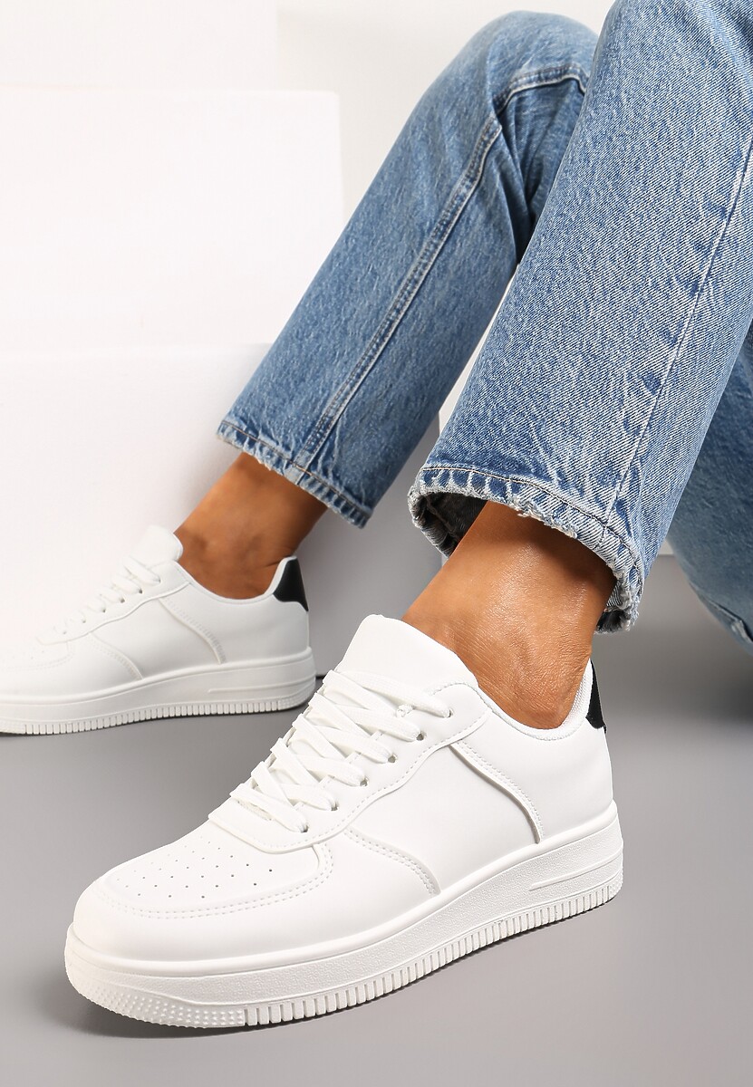 Biało-Czarne Sneakersy ze Ekoskóry ze Sznurowaniem i Przeszyciami Borsana