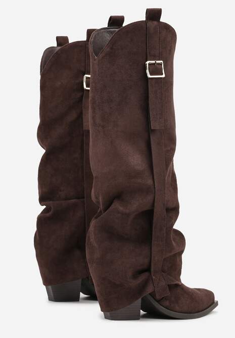 Ciemnobrązowe Kozaki na Stożku Typu Kowbojki Ozdobione Klamrą i Wywiniętą Cholewką Nalirella