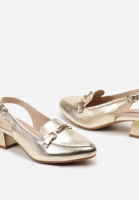 Złote Czółenka na Niewysokim Słupku bez Pięty Ozdobione Metalową Sprzączką Zapinane Wokół Kostki Povissia