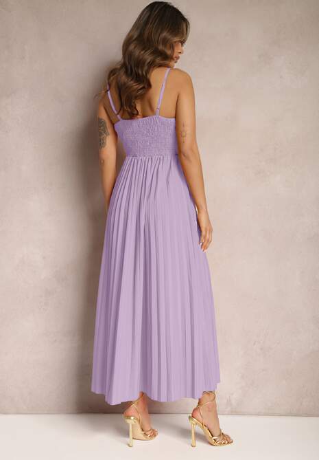 Fioletowa Długa Sukienka Kopertowa o Rozkloszowanym Kroju na Ramiączkach Kaemera