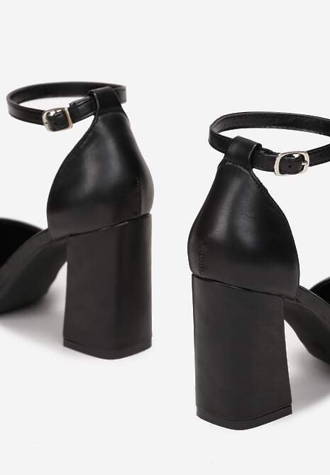 Czarne Czółenka ze Szpiczastym Noskiem na Słupku Adanya