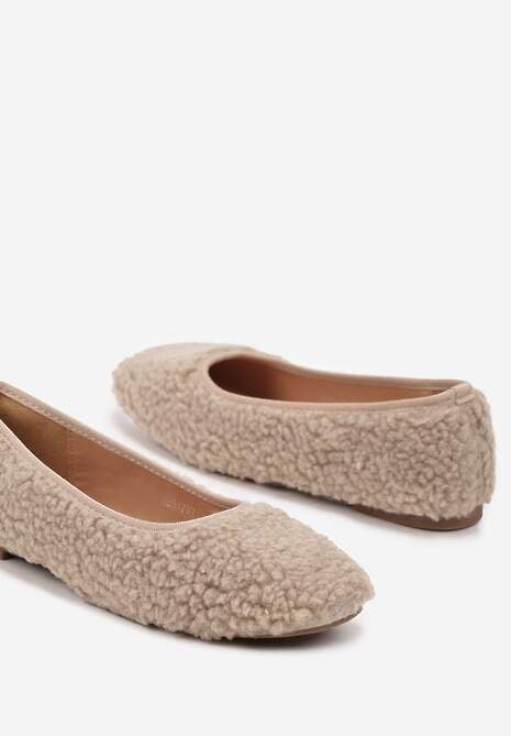 Beżowe Balerinki na Płaskiej Podeszwie z Futerkiem w Stylu Barankowym Zdobieniem Armegia