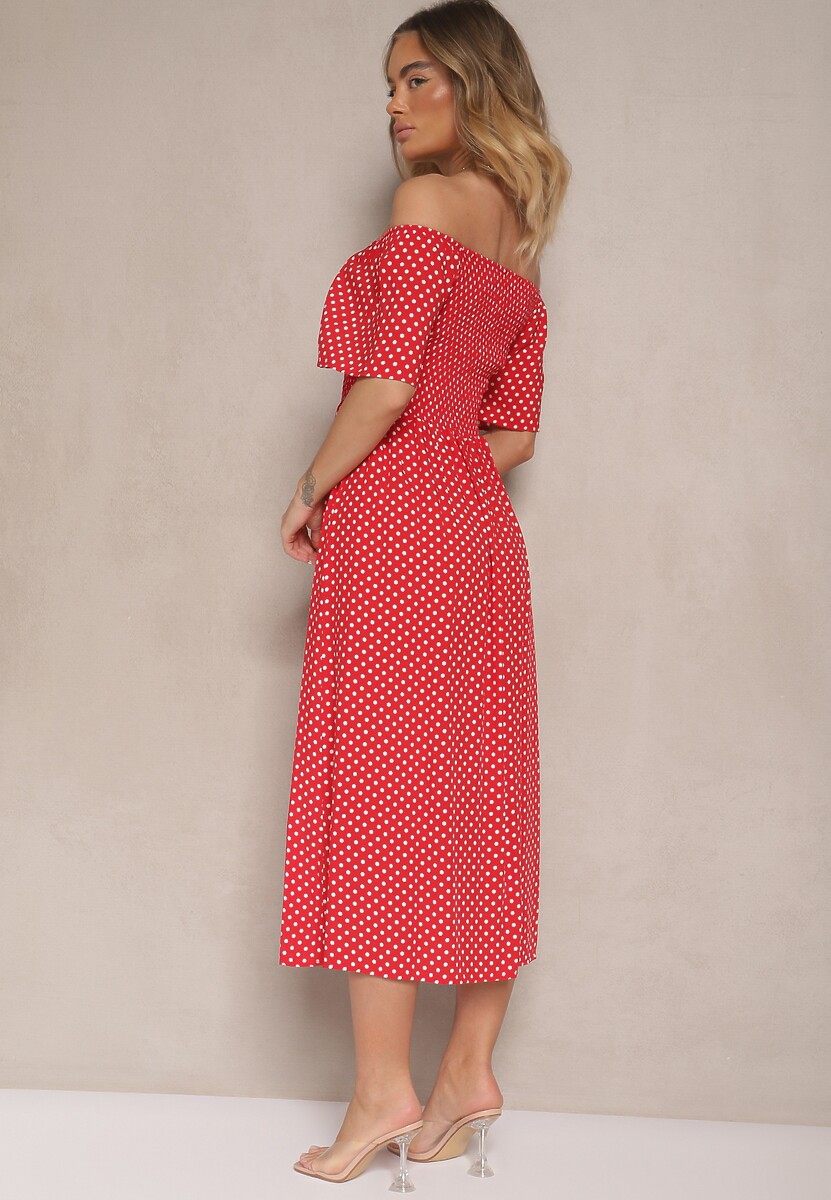 Czerwona Bawełniana Sukienka o Rozkloszowanym Kroju Zdobiona Printem w Groszki Lisanovia