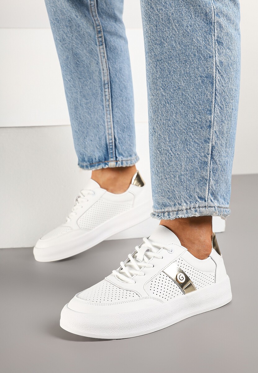 Białe Sneakersy Skórzane z Metaliczną Ozdobą Astevin
