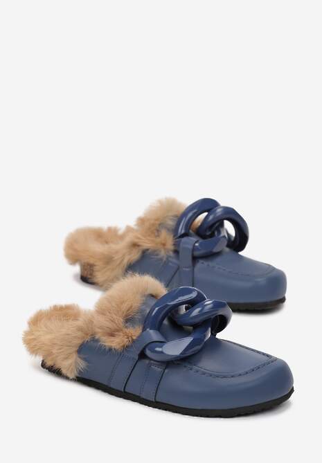 Niebieskie Płaskie Klapki z Futerkiem i Ozdobnym Łańcuchem na Grubszej Podeszwie Ainslee
