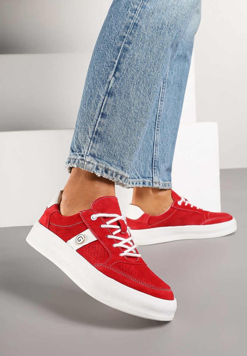 Czerwone Sneakersy Skórzane z Metaliczną Ozdobą Astevin