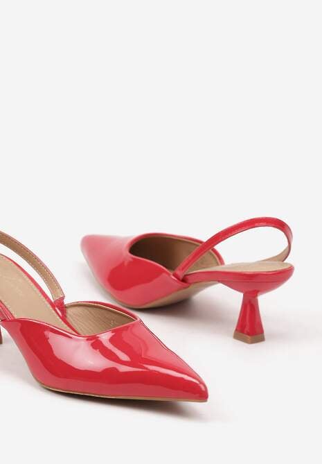 Czerwone Sandały na Kaczuszce z Noskiem w Szpic i Lakierowanym Połyskiem Marinori