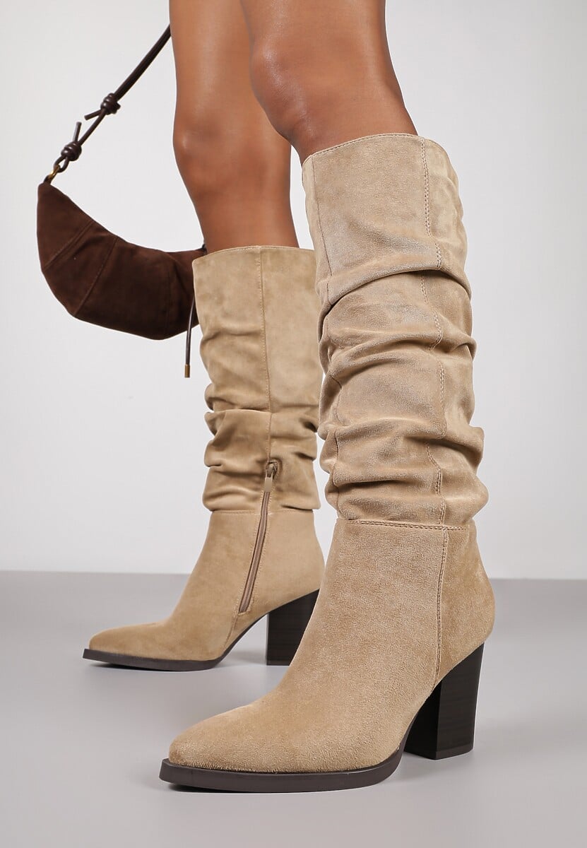 Ciemnobeżowe Kozaki z Ekozamszu na Obcasie Typu Słupek z Marszczeniem przy Cholewce Railaria