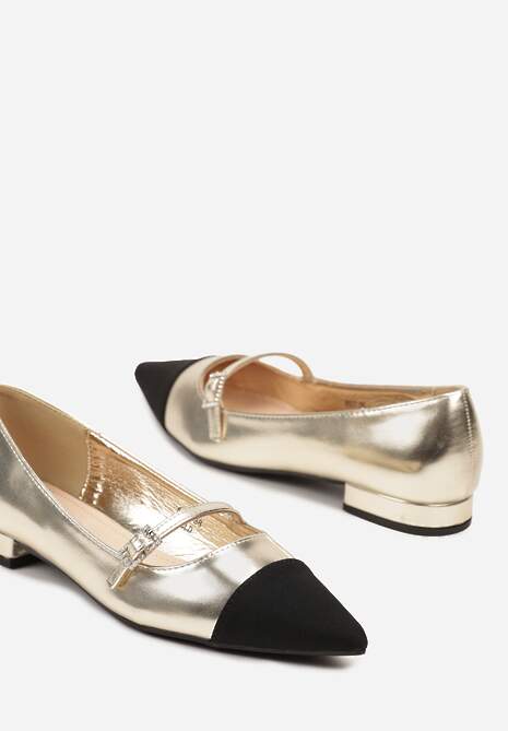 Złote Czółenka na Płaskiej Podeszwie Wykończone Ozdobnym Paskiem Naviona