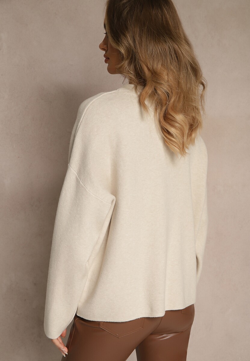 Jasnobeżowy Sweter z Metalicznymi Guzikami na Ramieniu Ederlia