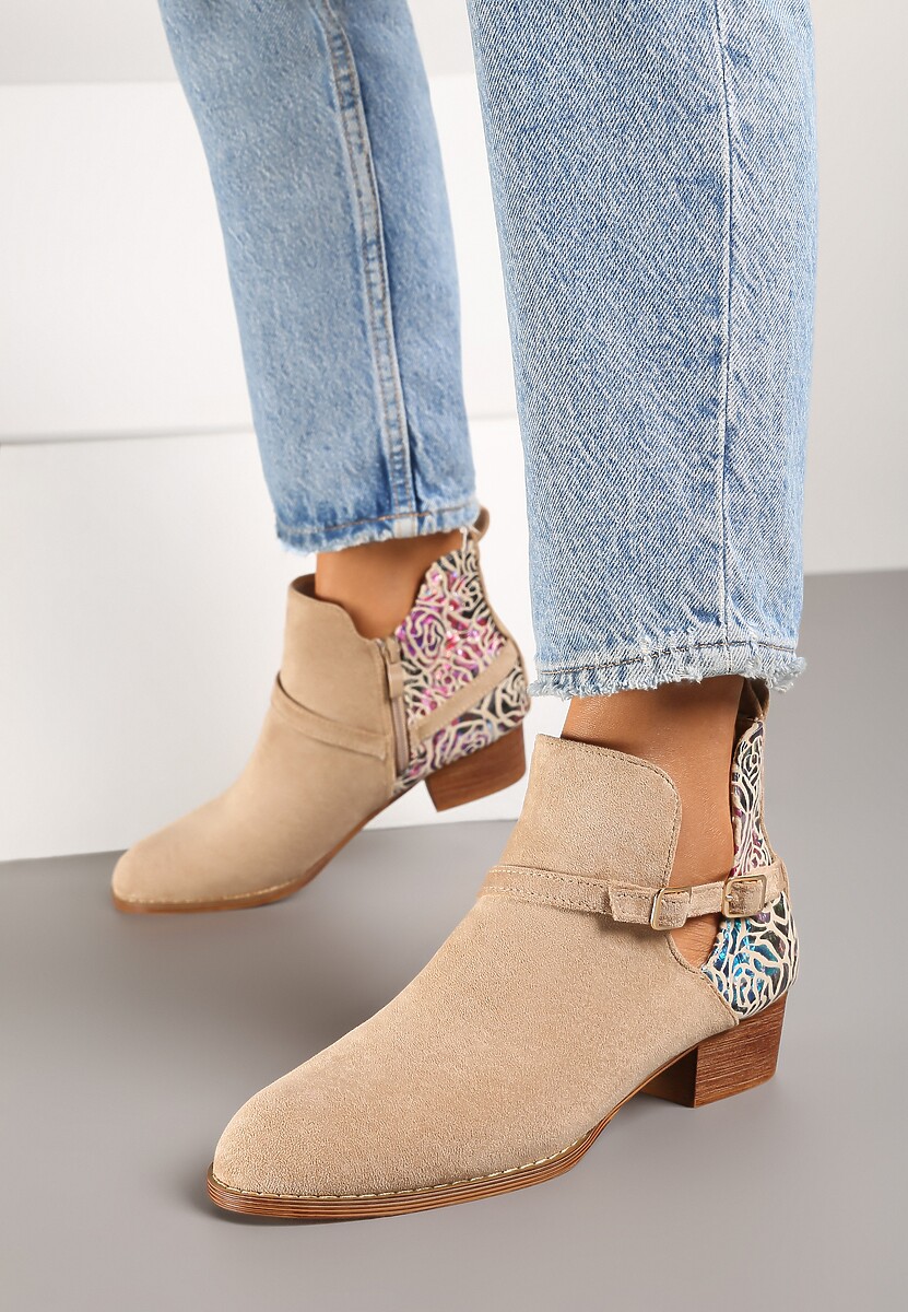 Beżowe Botki Vices na Słupku Ozdobione Kwiatami Selianor