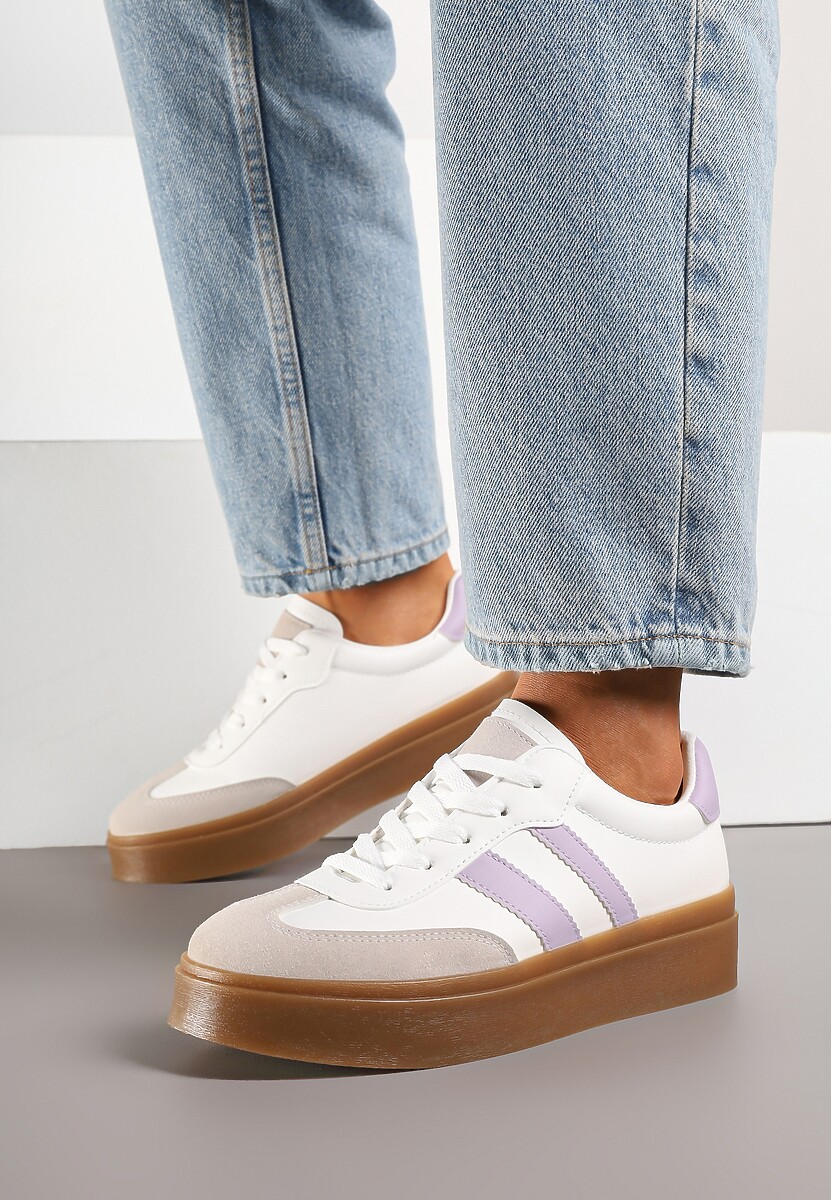 Biało-Fioletowe Sneakersy na Kauczukowej Podeszwie Ozdobione Paskami Nilimea