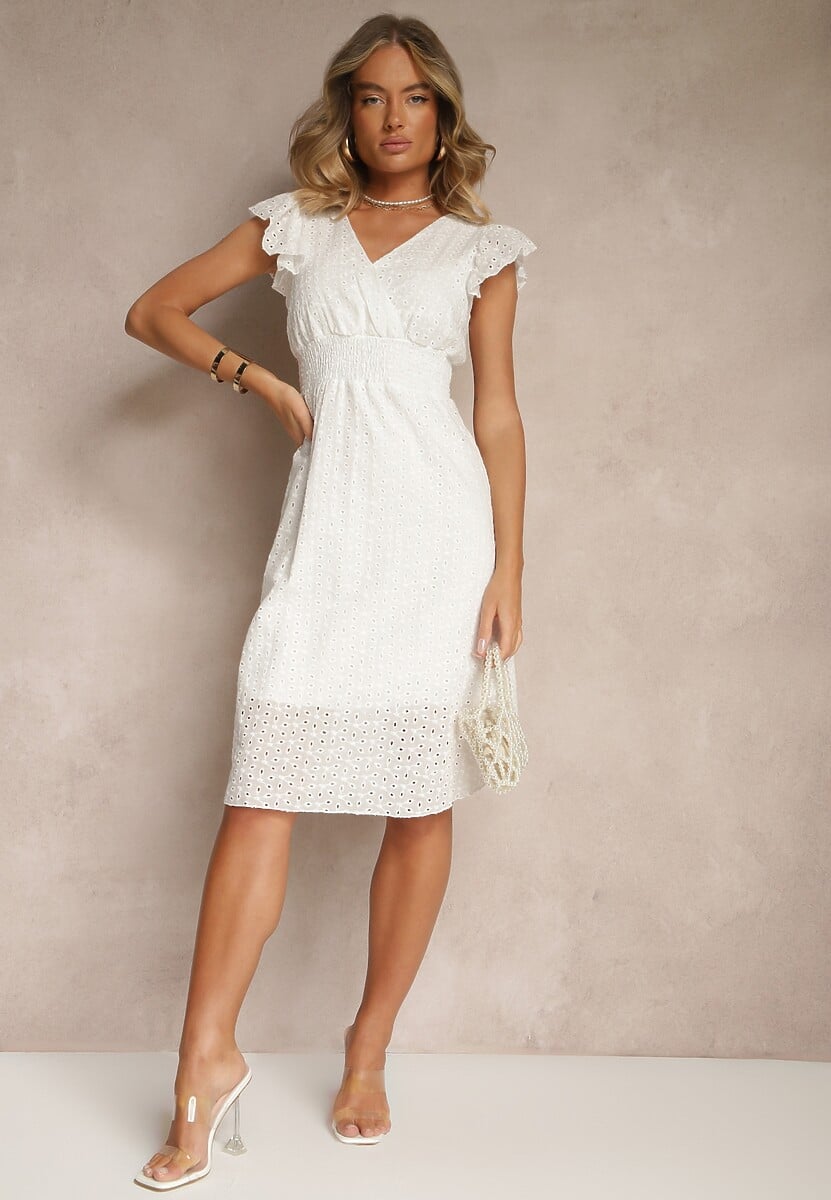 Biała Haftowana Rozkloszowana Sukienka z Bawełny Neliasta