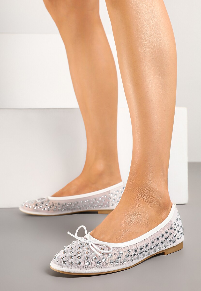 Białe Siateczkowe Balerinki Zdobione Cyrkoniami i Kokardką Revia