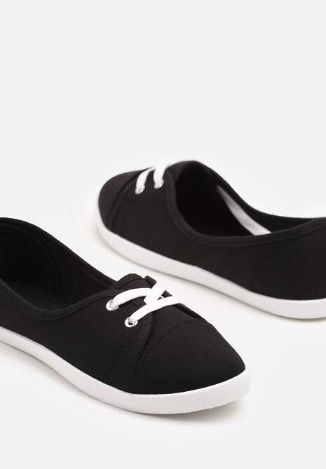 Czarno-Białe Tenisówki Vices Ozdobione Wiązaniem Arivanti